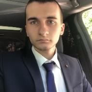 Олег Сащенко